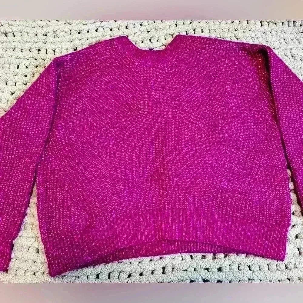 Dynamite Fuchsia Crew Neck Sweater